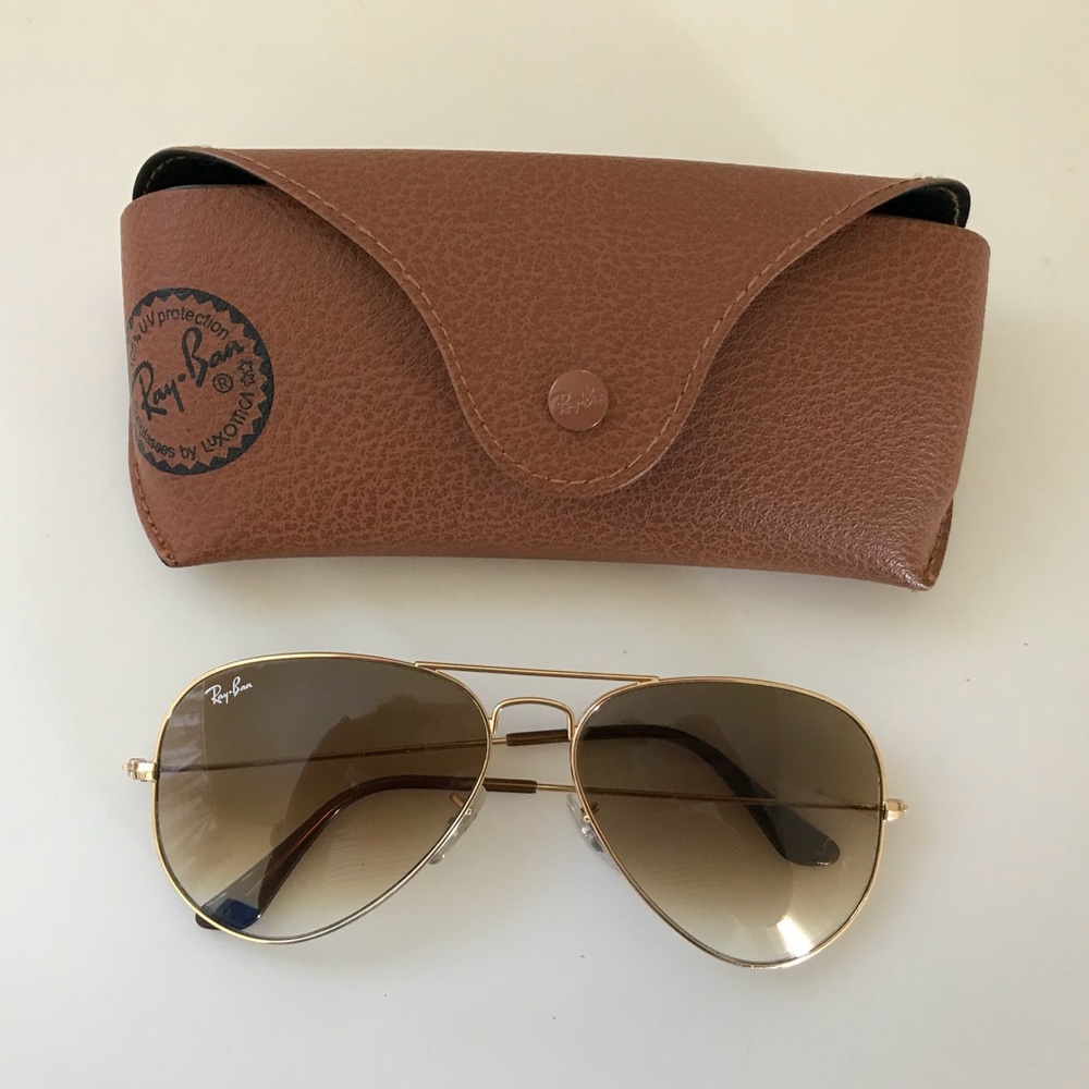 RAY-BAN AVIATOR SUNGLASSES